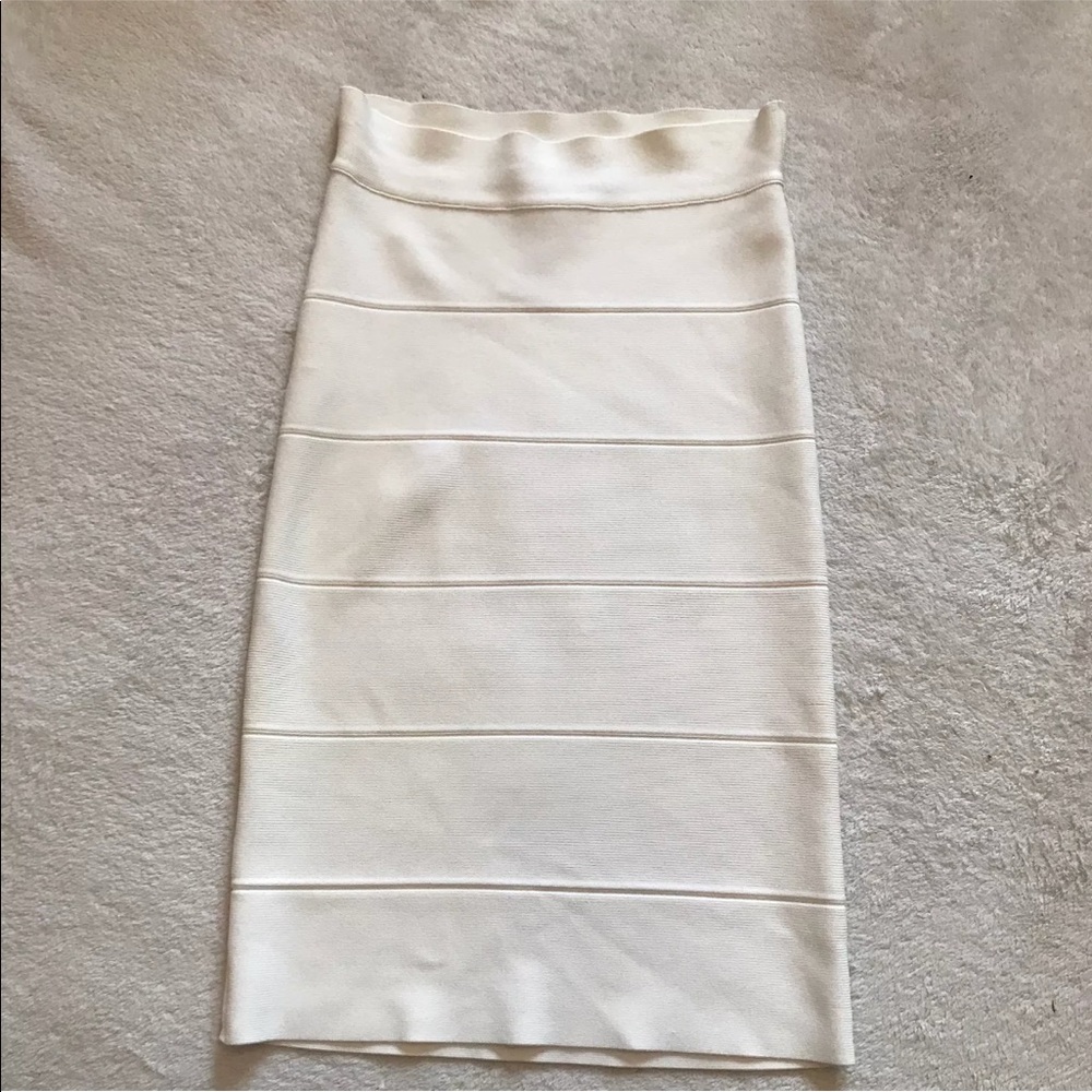 BCBG Gardenia Alexa Pencil Skirt Size XS Ivory - Picture 7 of 8